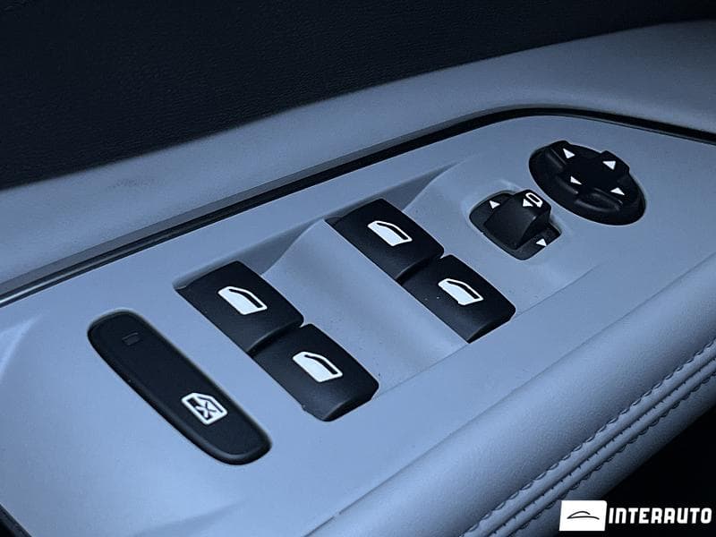 Peugeot 5008 2020 — Миниатюра 8