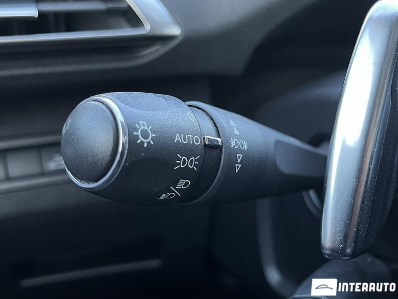 Peugeot 5008 2020 — Миниатюра 13