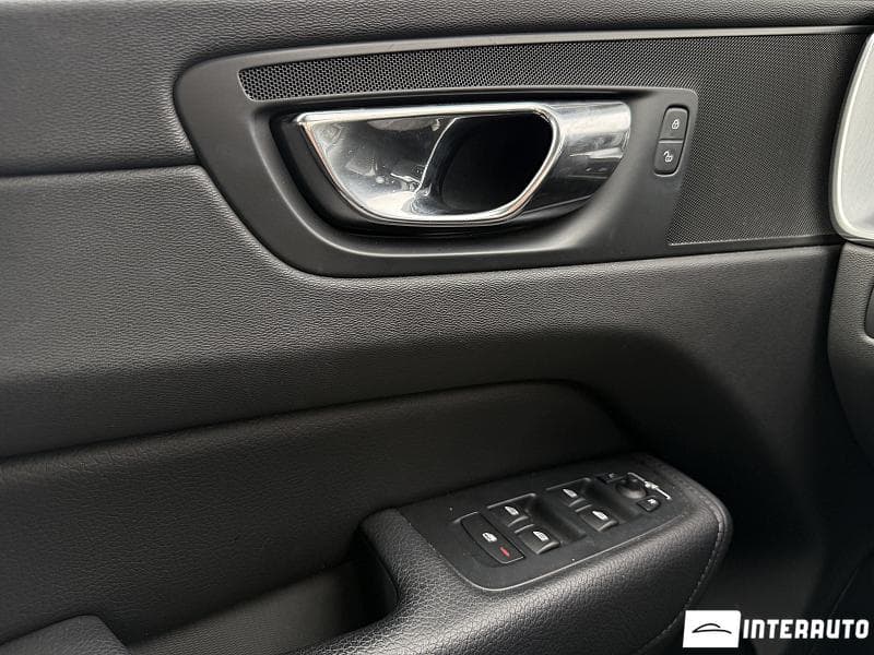 Volvo XC 60 2019 — Миниатюра 13