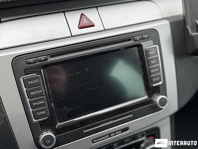 Volkswagen Passat 2010 — Миниатюра 12
