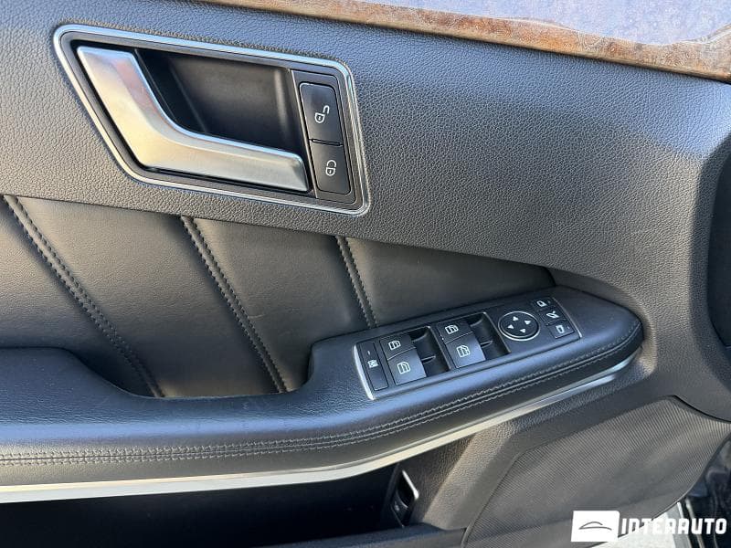 2013 Mercedes E 200 — Miniatură 6