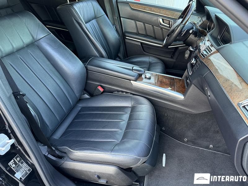 2013 Mercedes E 200 — Miniatură 17