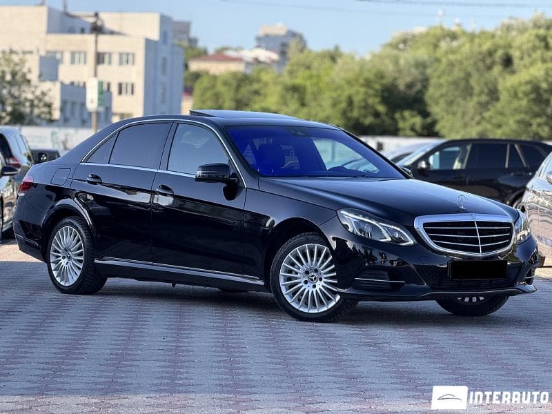 2013 Mercedes E 200 — Miniatură 4