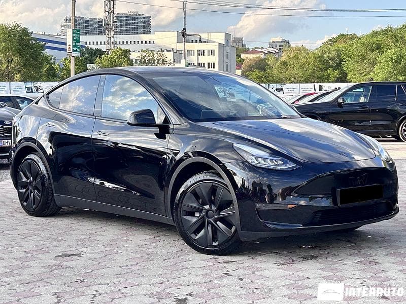 Tesla Model Y 2021 — Миниатюра 4