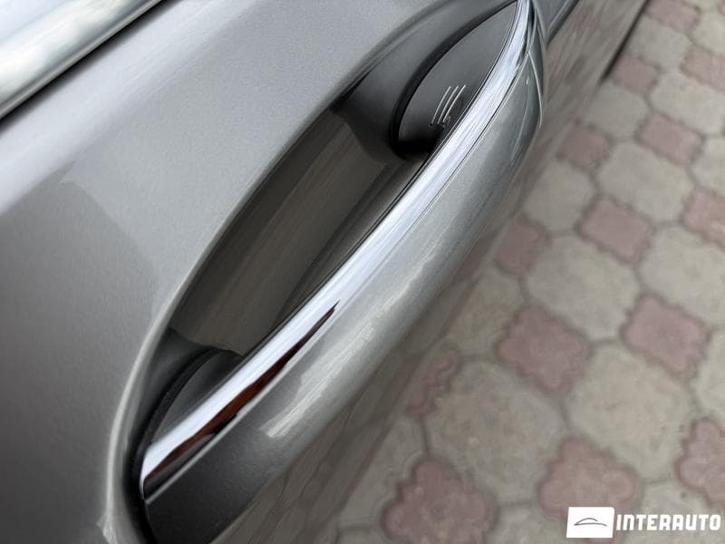 BMW 745e 2020 — Миниатюра 6