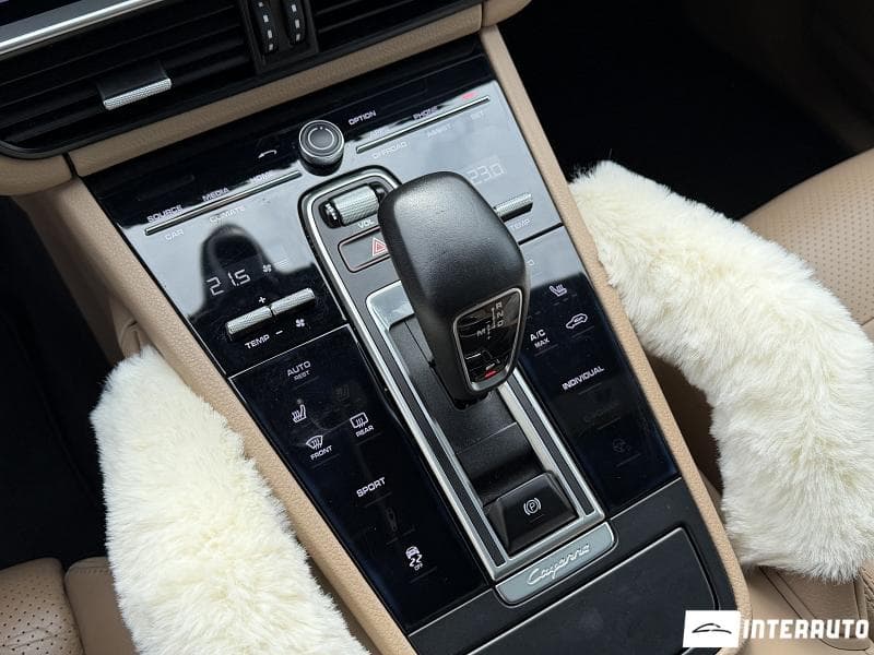 Porsche Cayenne 2019 — Миниатюра 15