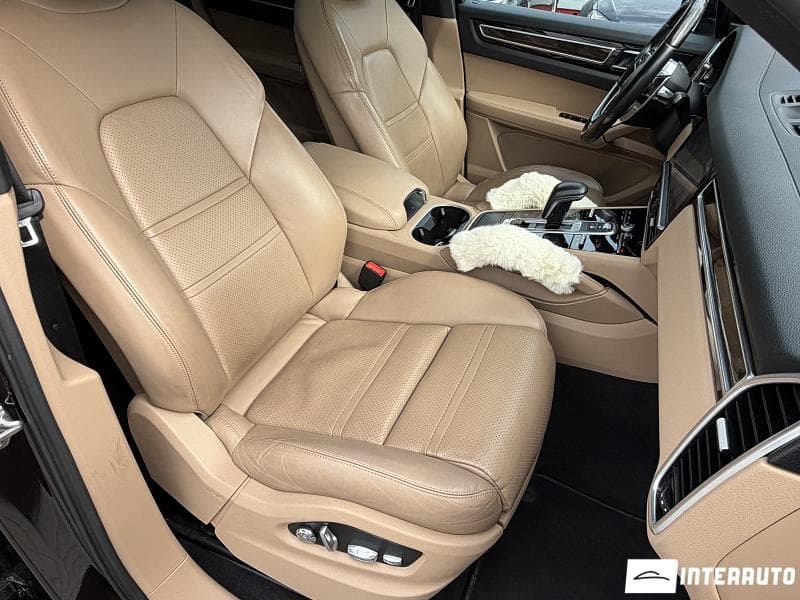 Porsche Cayenne 2019 — Миниатюра 18