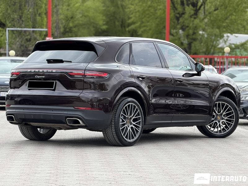 Porsche Cayenne 2019 — Миниатюра 2