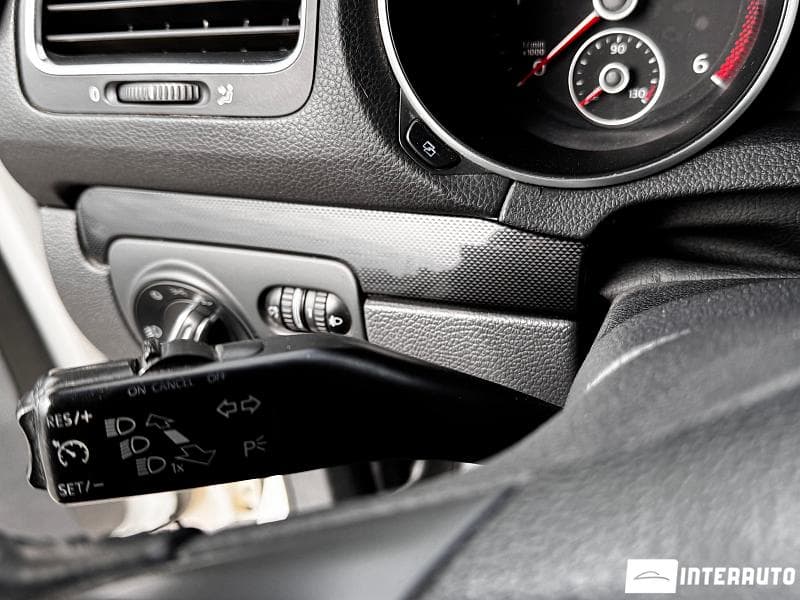 Volkswagen Golf 2011 — Миниатюра 13