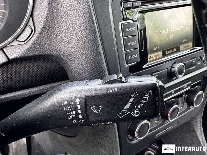 Volkswagen Golf 2011 — Миниатюра 12