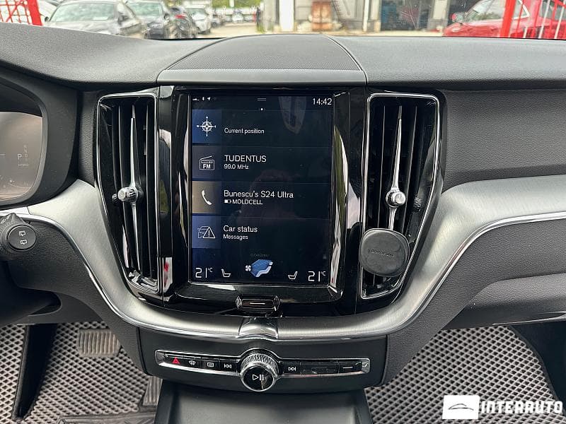 Volvo XC 60 2020 — Миниатюра 11