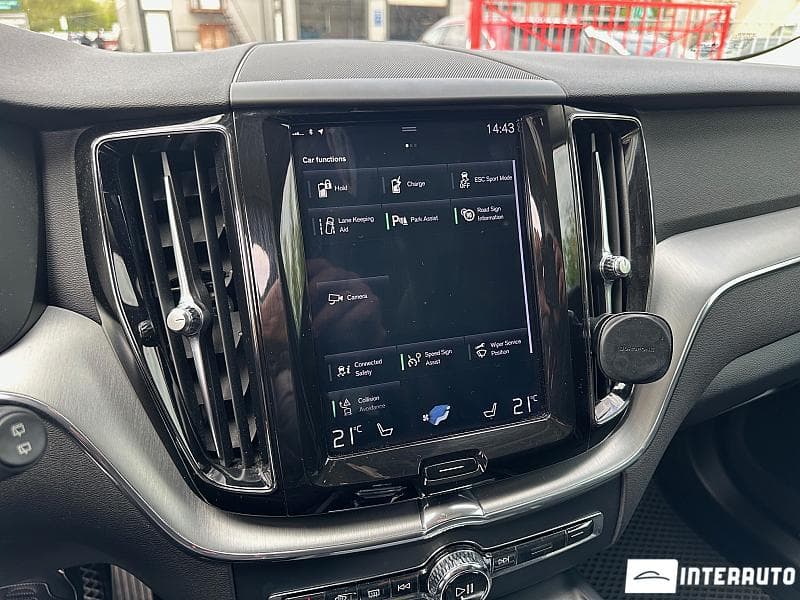 Volvo XC 60 2020 — Миниатюра 10