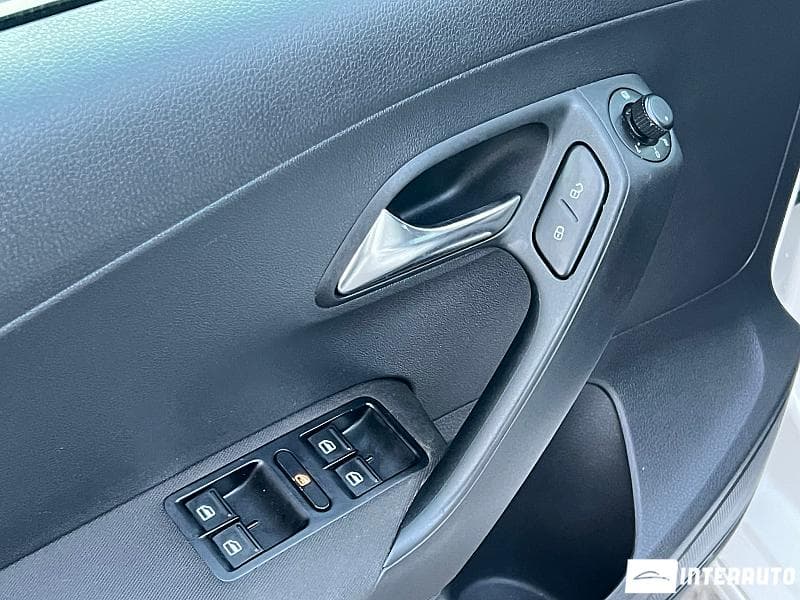 Volkswagen Polo 2012 — Миниатюра 12