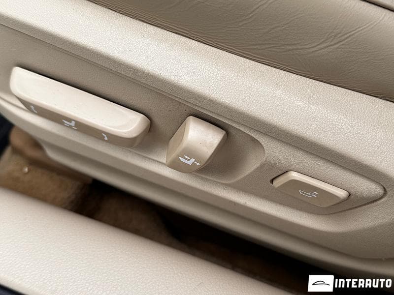 Lexus ES 300h 2013 — Миниатюра 18