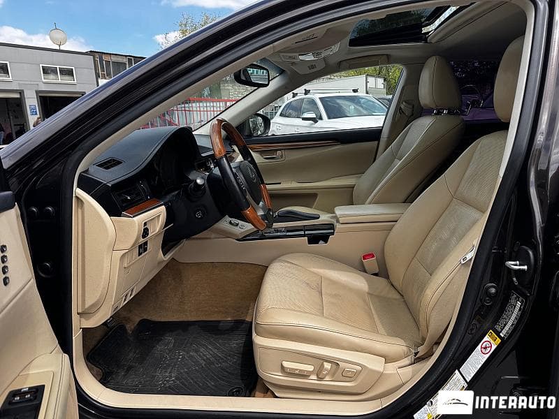 Lexus ES 300h 2013 — Миниатюра 5