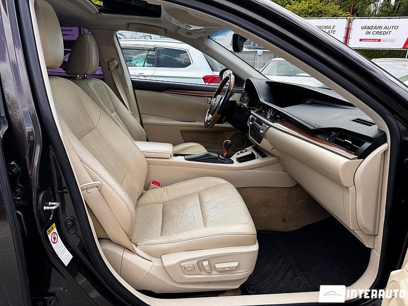 Lexus ES 300h 2013 — Миниатюра 6