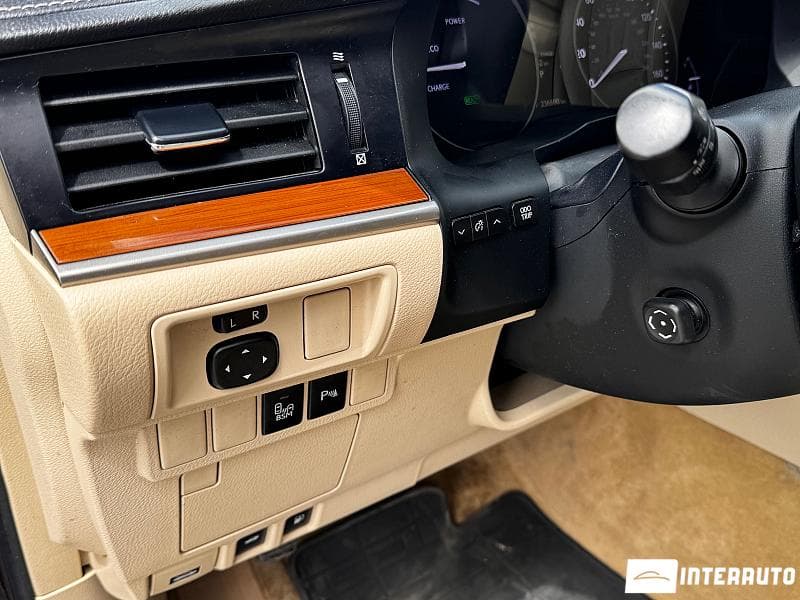 Lexus ES 300h 2013 — Миниатюра 17