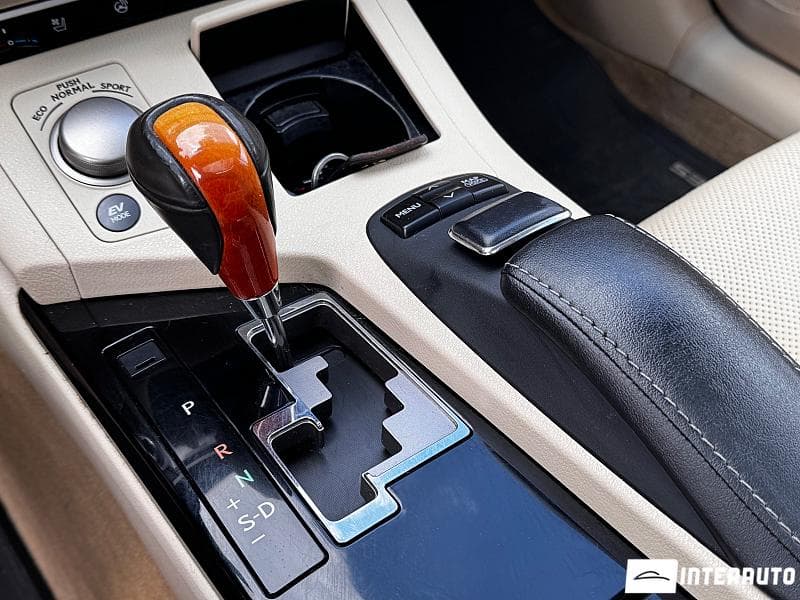 Lexus ES 300h 2013 — Миниатюра 13