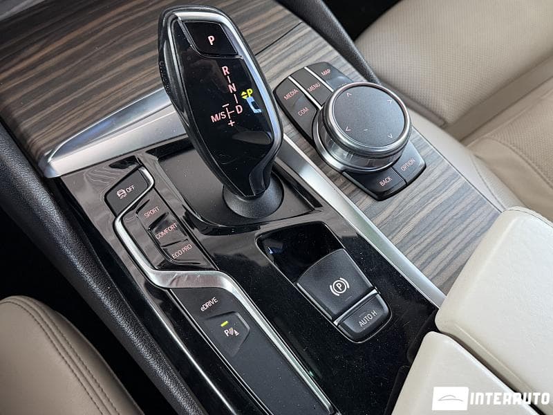 BMW 530e 2018 — Миниатюра 14