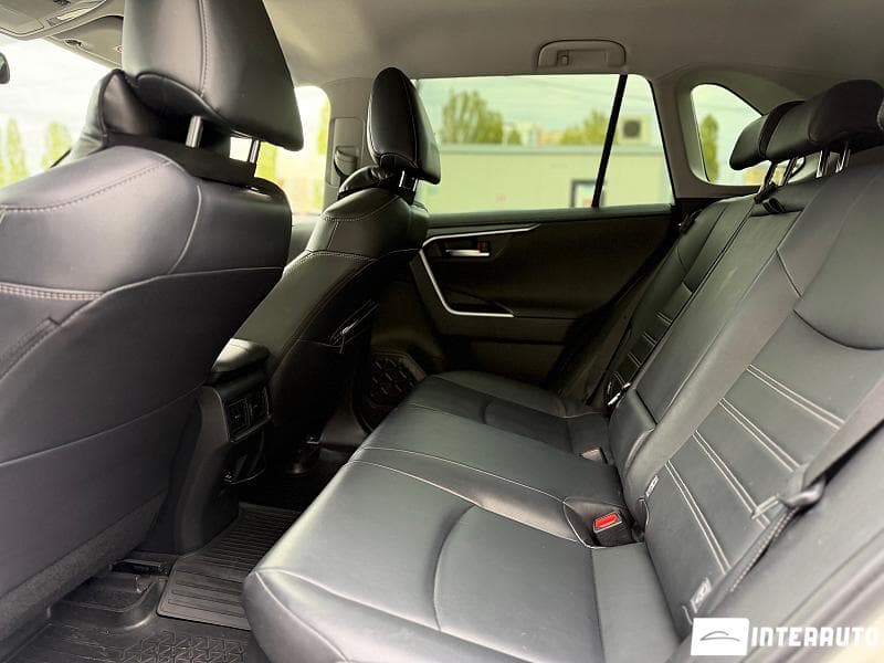 Toyota Rav-4 2019 — Миниатюра 14