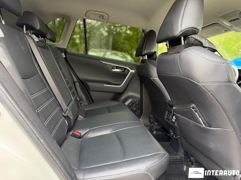 Toyota Rav-4 2019 — Миниатюра 16