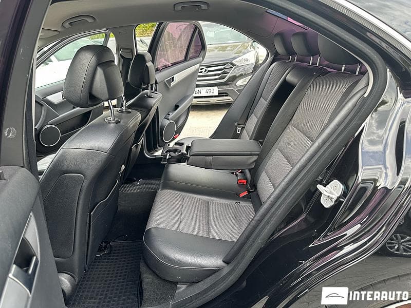 Mercedes C 200 2011 — Миниатюра 6