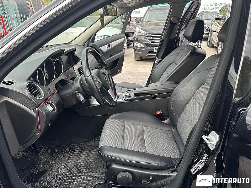Mercedes C 200 2011 — Миниатюра 5
