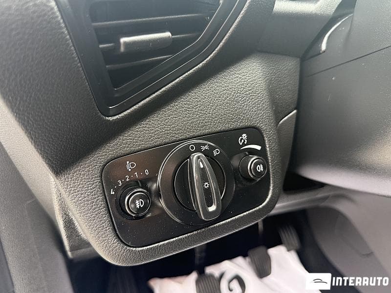 Ford Kuga 2018 — Миниатюра 18