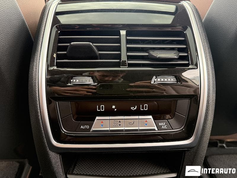BMW X7 4.0i 2020 — Миниатюра 24