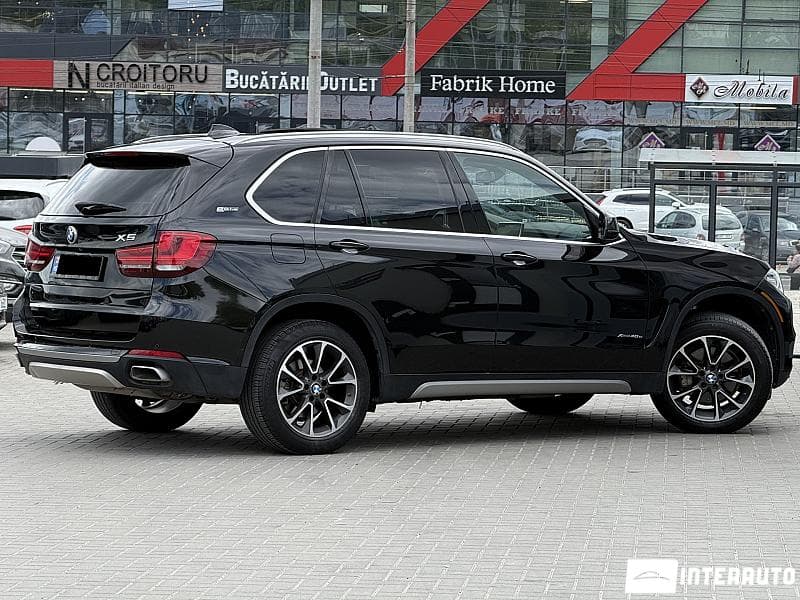 2017 BMW X5 4.0e — Miniatură 3
