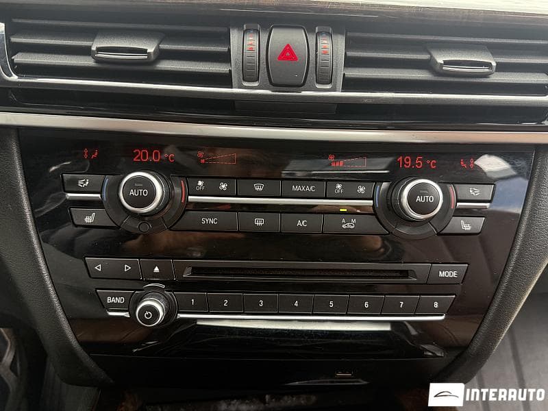 2017 BMW X5 4.0e — Miniatură 12