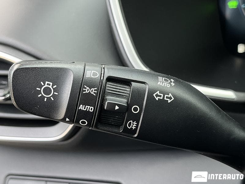 Hyundai Santa Fe 2021 — Миниатюра 13
