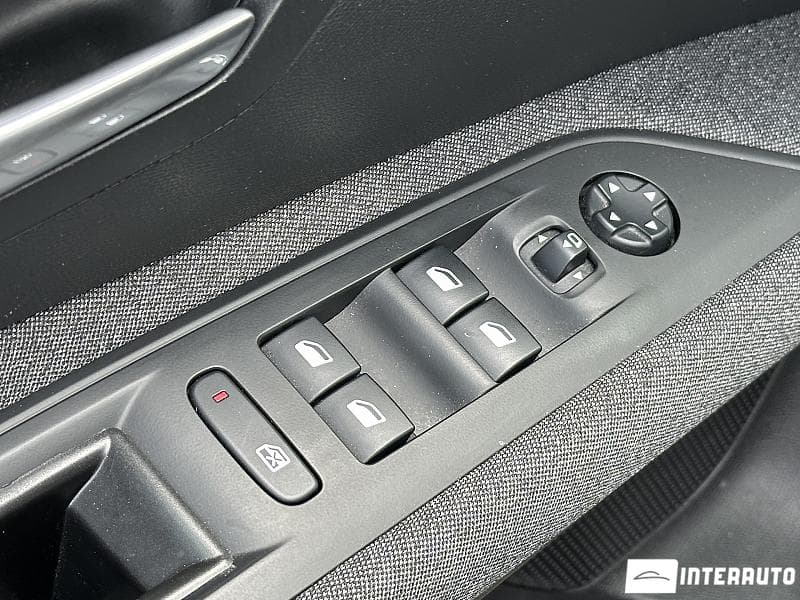 Peugeot 3008 2020 — Миниатюра 16
