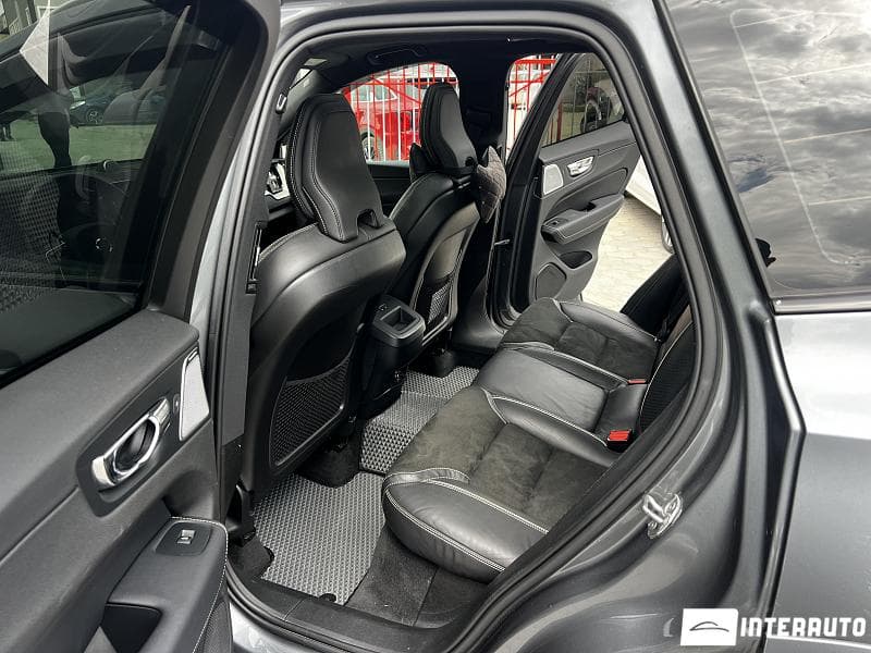 Volvo XC 60 2019 — Миниатюра 6