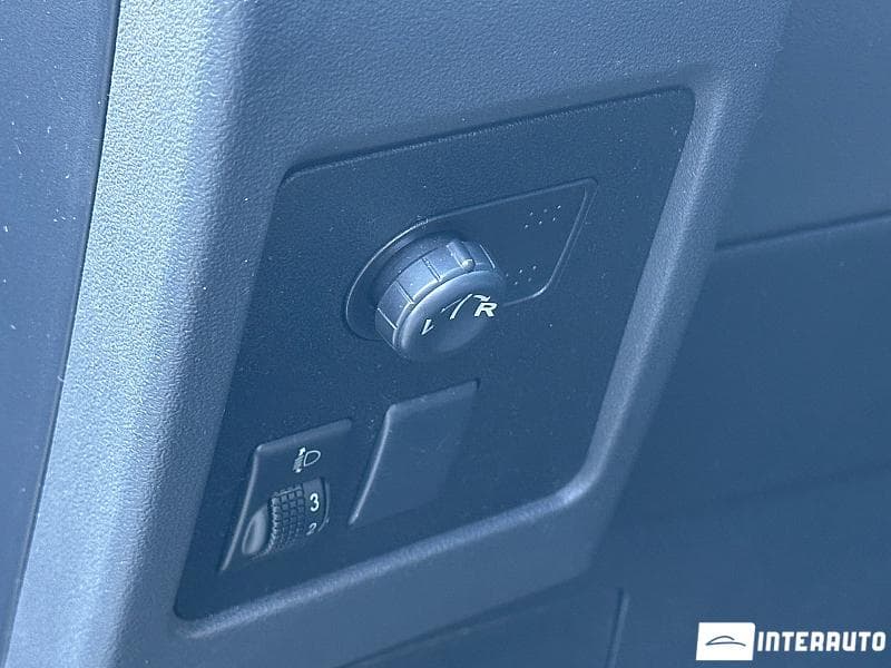 Nissan Qashqai 2011 — Миниатюра 16