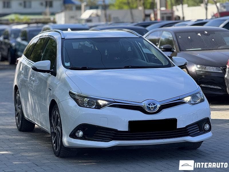 Toyota Auris 2015 — Миниатюра 3
