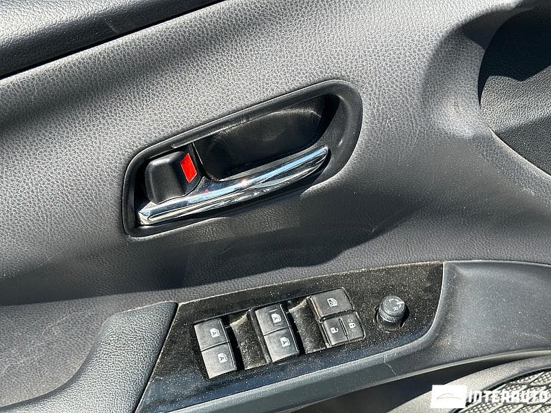 Toyota Prius 2018 — Миниатюра 18