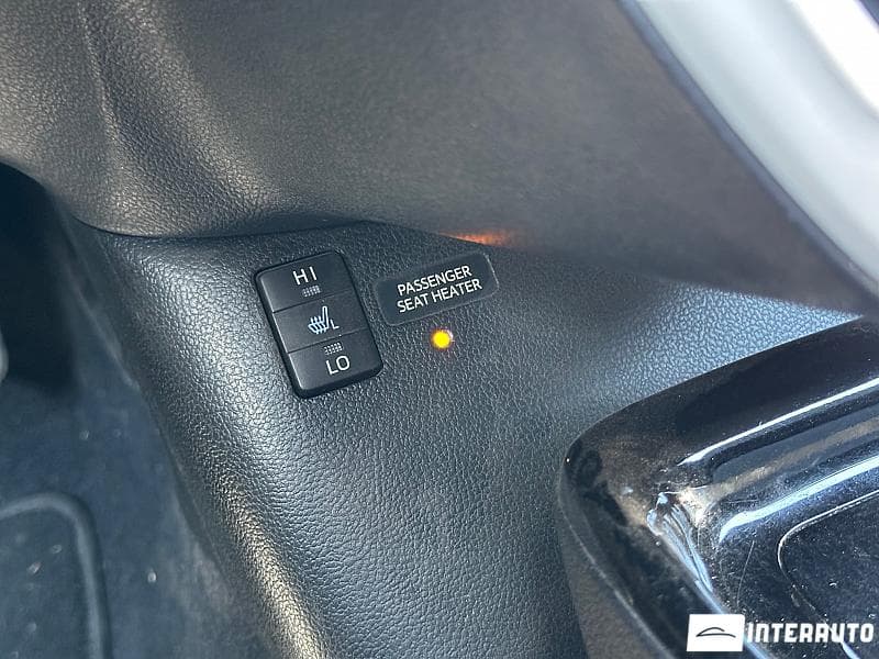 Toyota Prius 2018 — Миниатюра 17