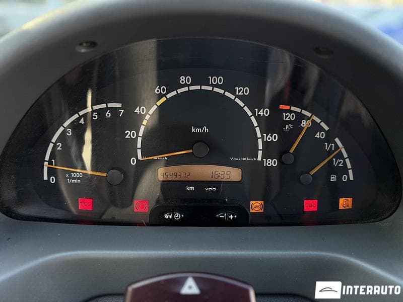 Mercedes Sprinter 2002 — Миниатюра 10