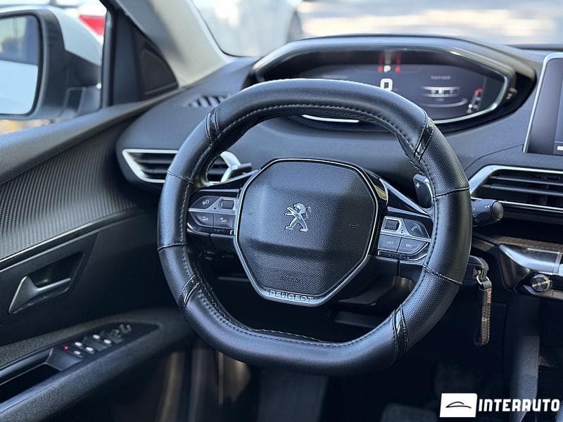 Peugeot 5008 2019 — Миниатюра 9