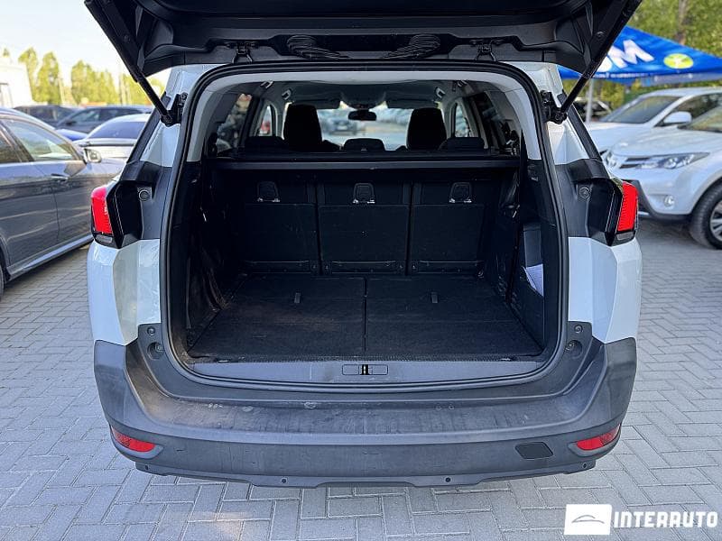Peugeot 5008 2019 — Миниатюра 5
