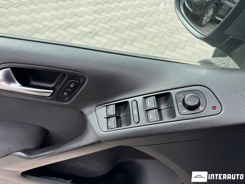Volkswagen Tiguan 2012 — Миниатюра 8