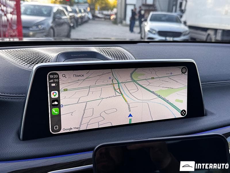 BMW 740e 2016 — Миниатюра 8