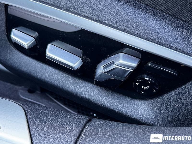 BMW 740e 2016 — Миниатюра 28