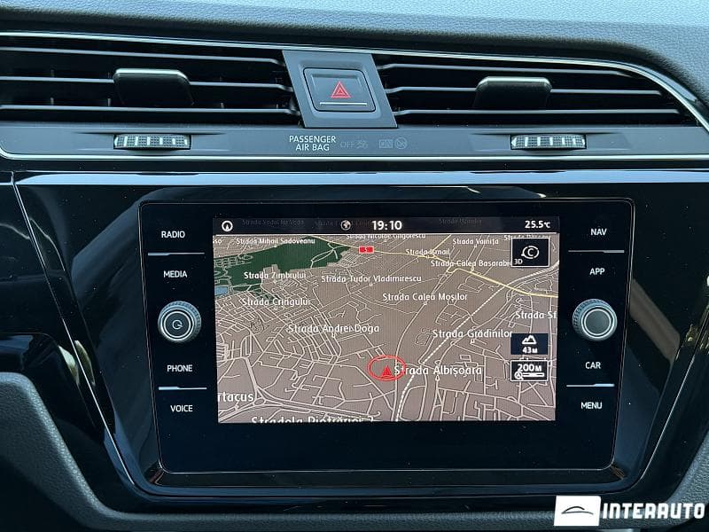2019 Volkswagen Touran — Miniatură 12