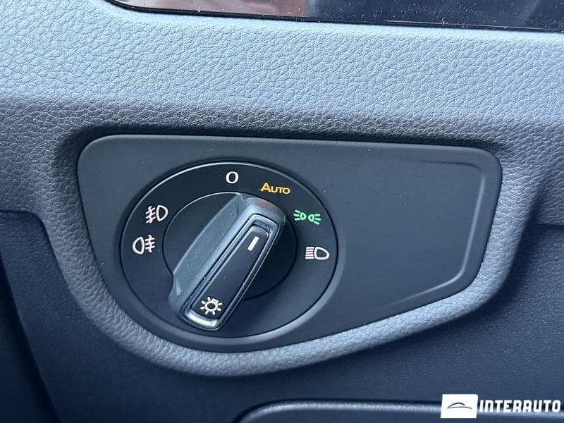 2019 Volkswagen Touran — Miniatură 9