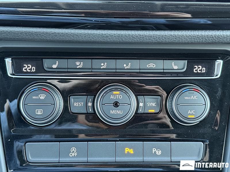 2019 Volkswagen Touran — Miniatură 14