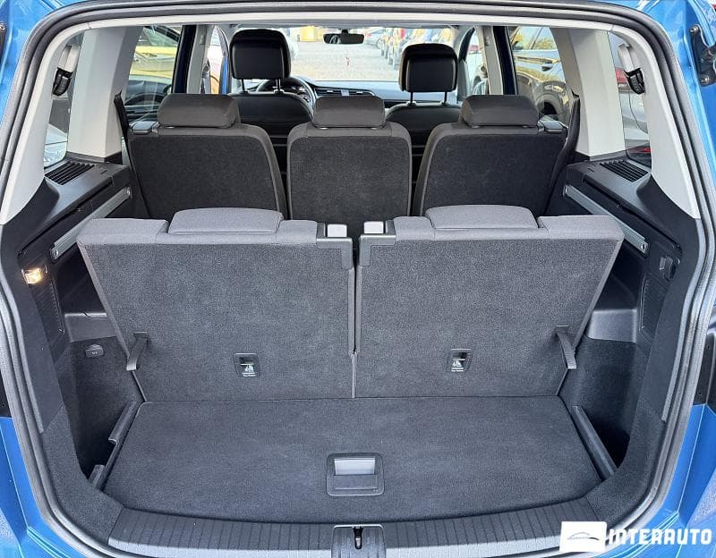 2019 Volkswagen Touran — Miniatură 19