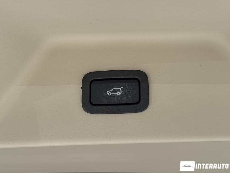 Land Rover Range Rover Vogue 2020 — Миниатюра 20