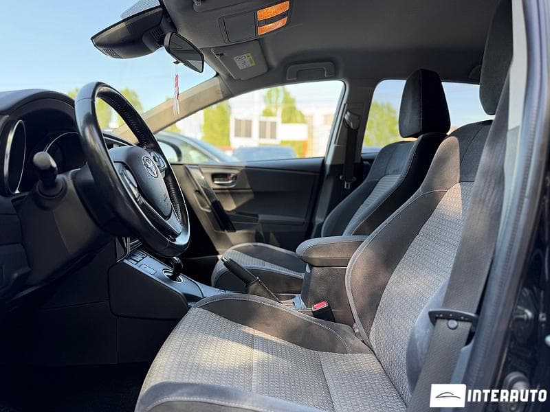 Toyota Auris 2018 — Миниатюра 7